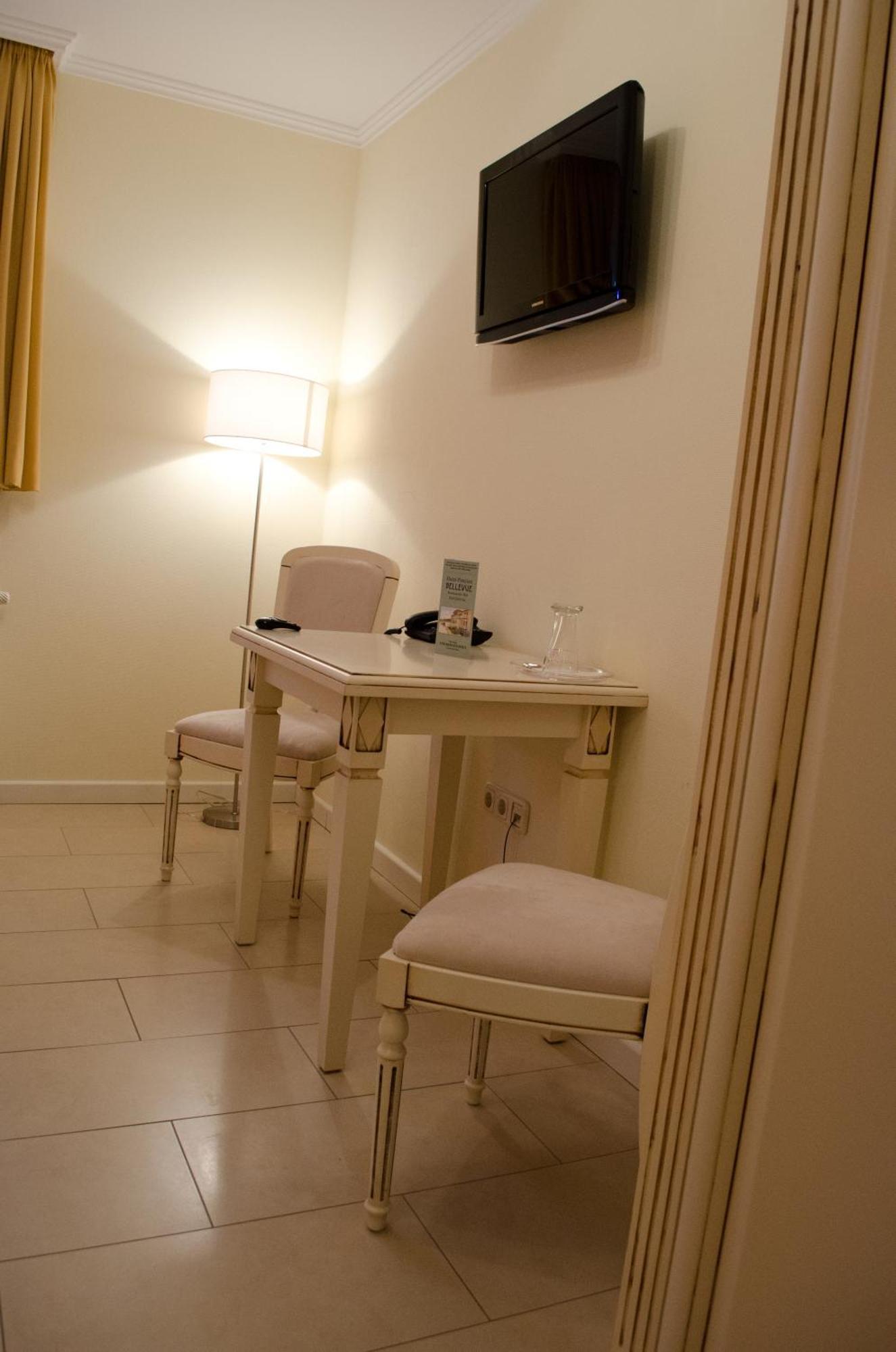 Hotel Pension Bellevue Bad Doberan Quarto foto